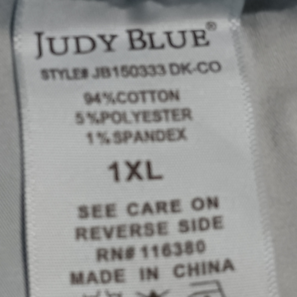 EUC Judy Blue Dark Blue Denim Shorts Size 1XL - Picture 8 of 13